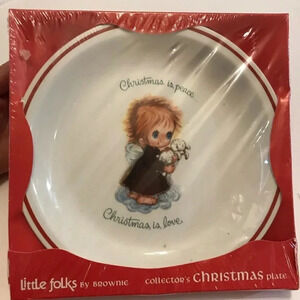 VTG Little Folks Brownie Collectors Christmas Love Plate Staffordshire England